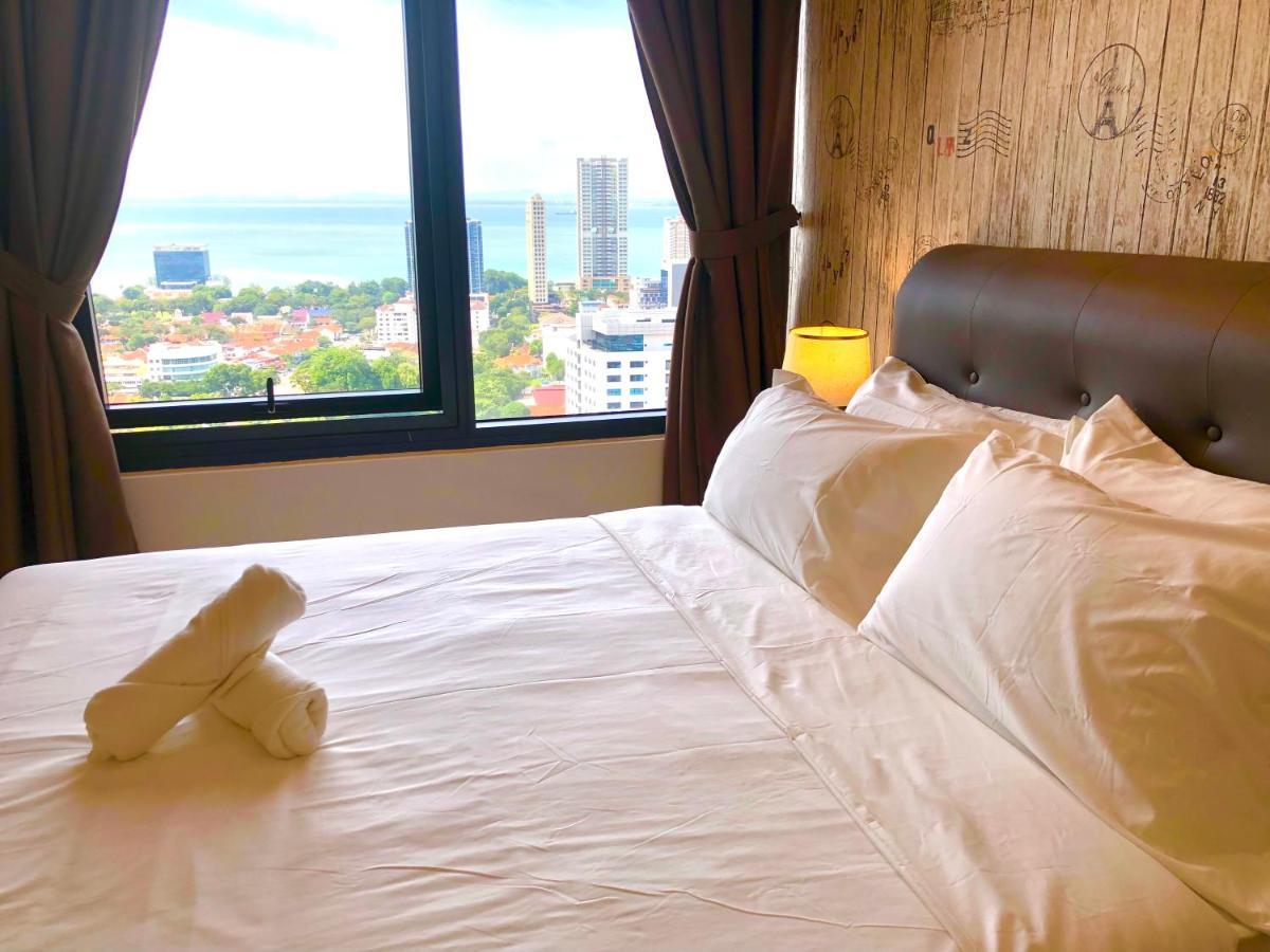 Tropicana 218 Macalister Netflix Unit By Blue Sky Holidays George Town Eksteriør billede