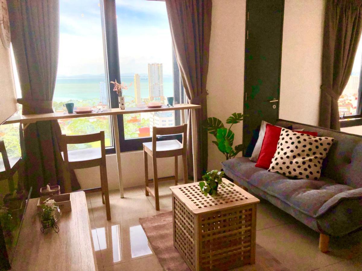Tropicana 218 Macalister Netflix Unit By Blue Sky Holidays George Town Eksteriør billede