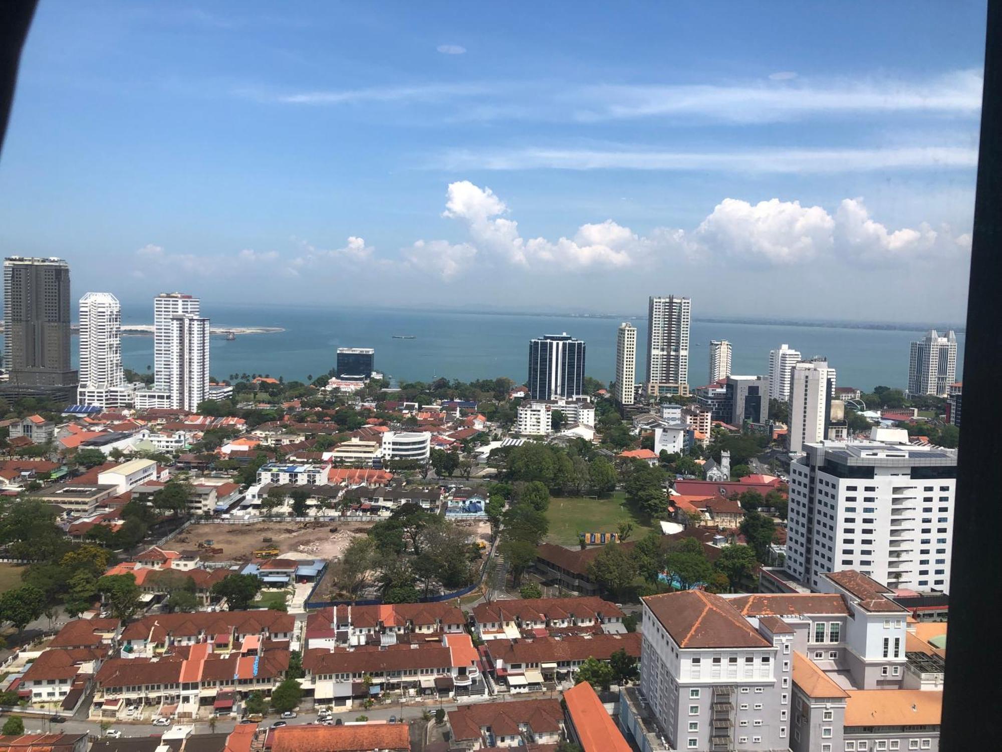 Tropicana 218 Macalister Netflix Unit By Blue Sky Holidays George Town Eksteriør billede
