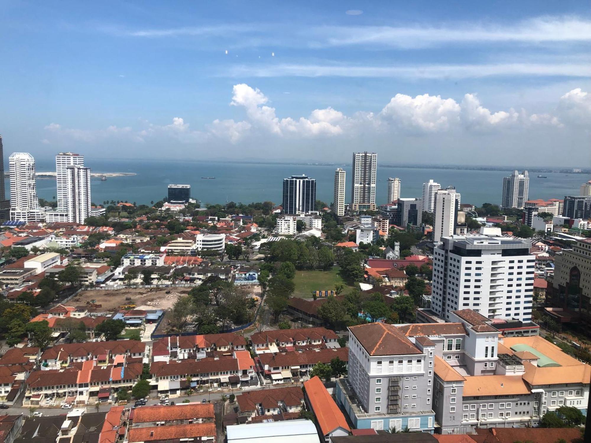Tropicana 218 Macalister Netflix Unit By Blue Sky Holidays George Town Eksteriør billede